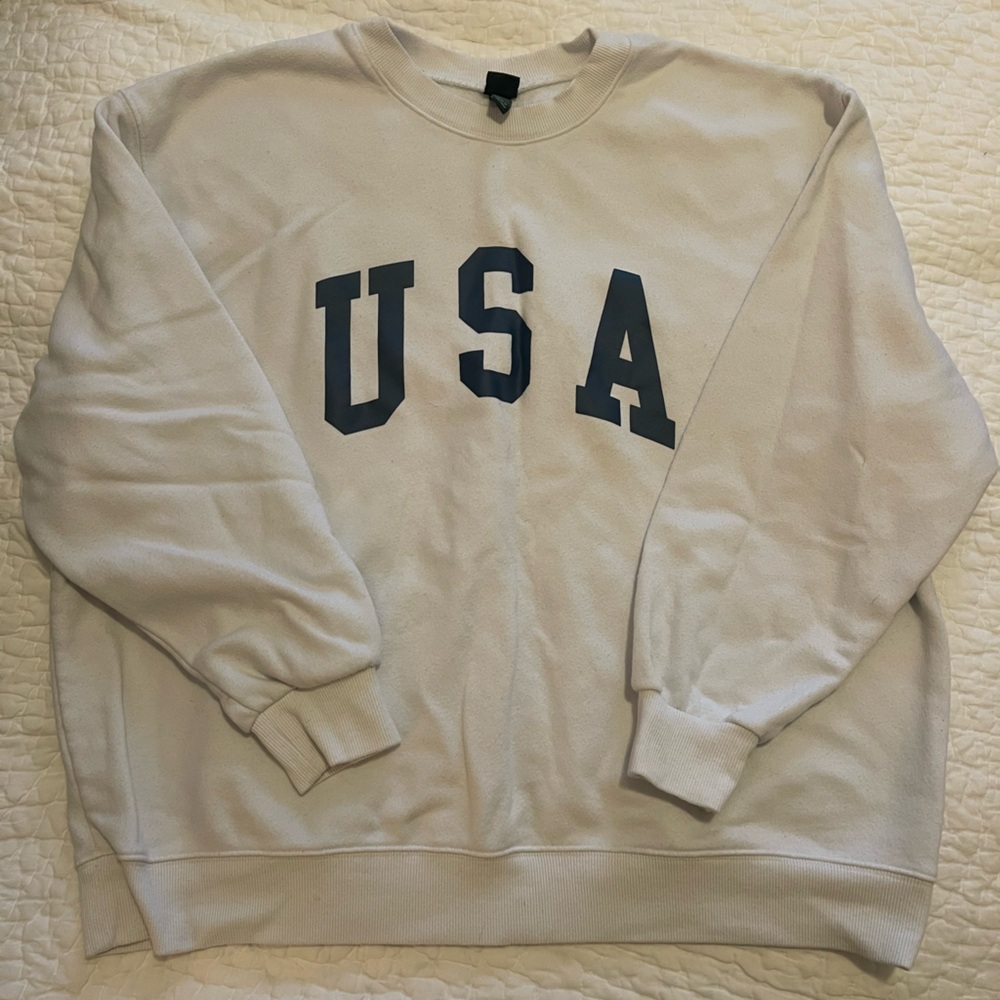 WILD FABLE USA sweatshirt